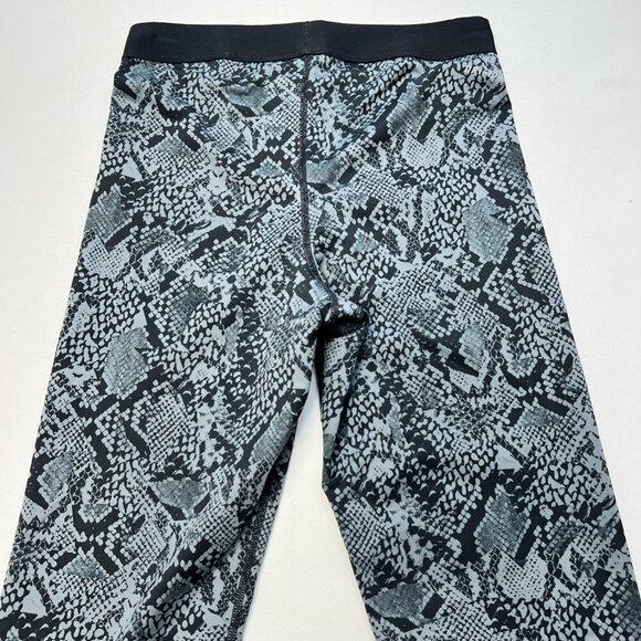 Nike Pro Womens Crop Leggings Multicolor Mid Rise Stretch Workout Snake Print M - Picture 6 of 10